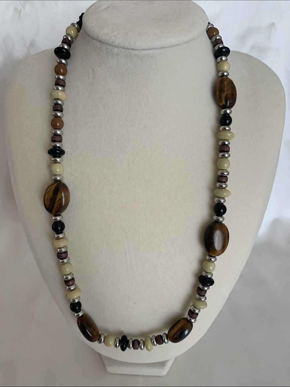 Chaps Brown, Cream & Black Beaded Necklace